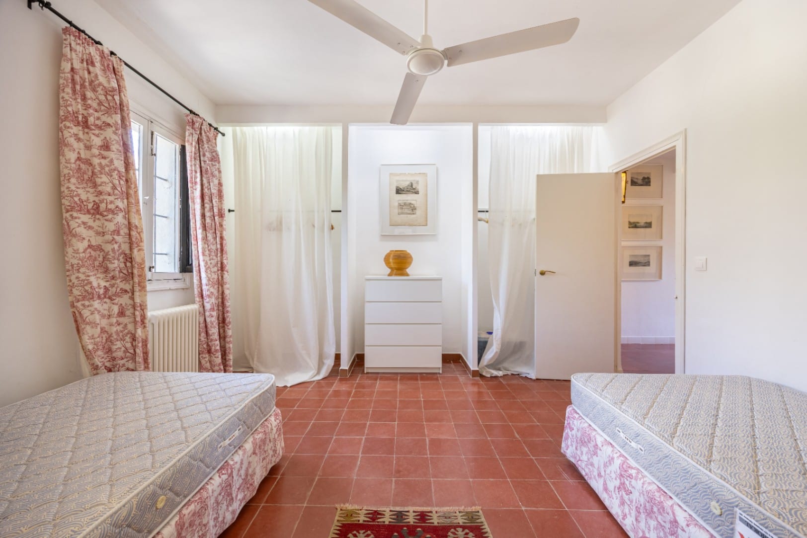 A Traditional Farm with Guest House for Sale in Altea