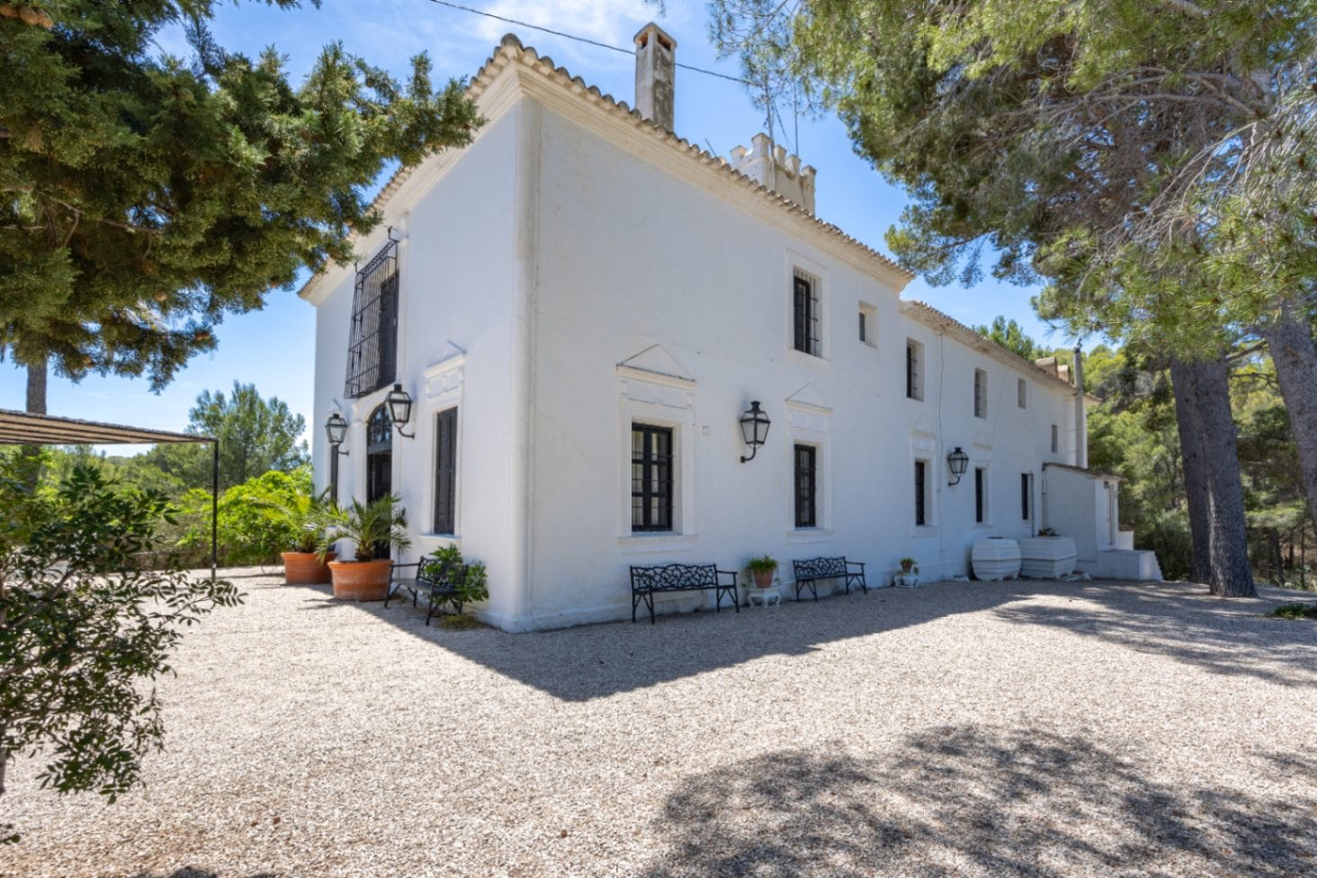 A Traditional Farm with Guest House for Sale in Altea