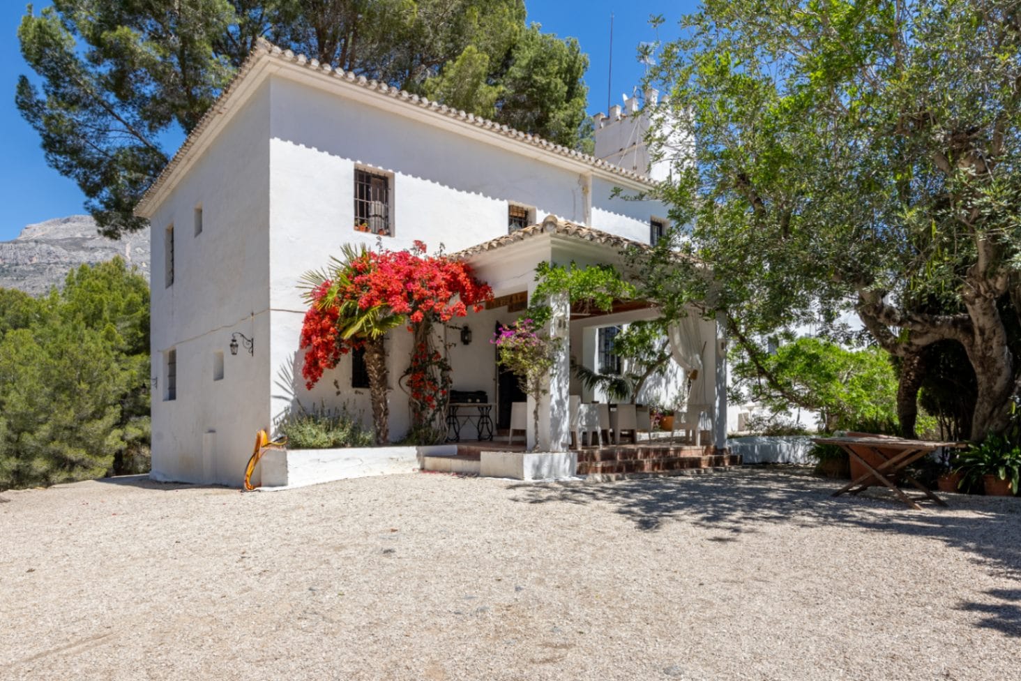 A Traditional Farm with Guest House for Sale in Altea