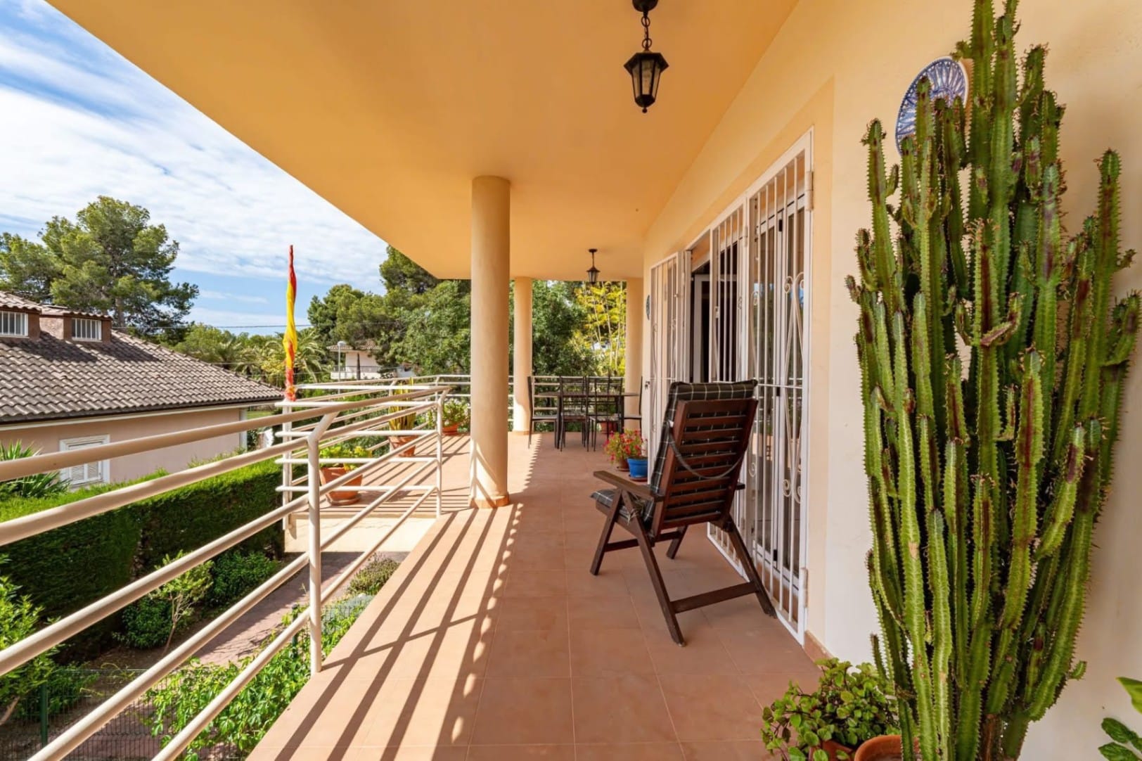 SPACIOUS RENOVATED VILLA IN LA NUCIA WITH POOL AND EXCELLENT OUTDOOR SPACES FOR SALE IN LA NUCIA