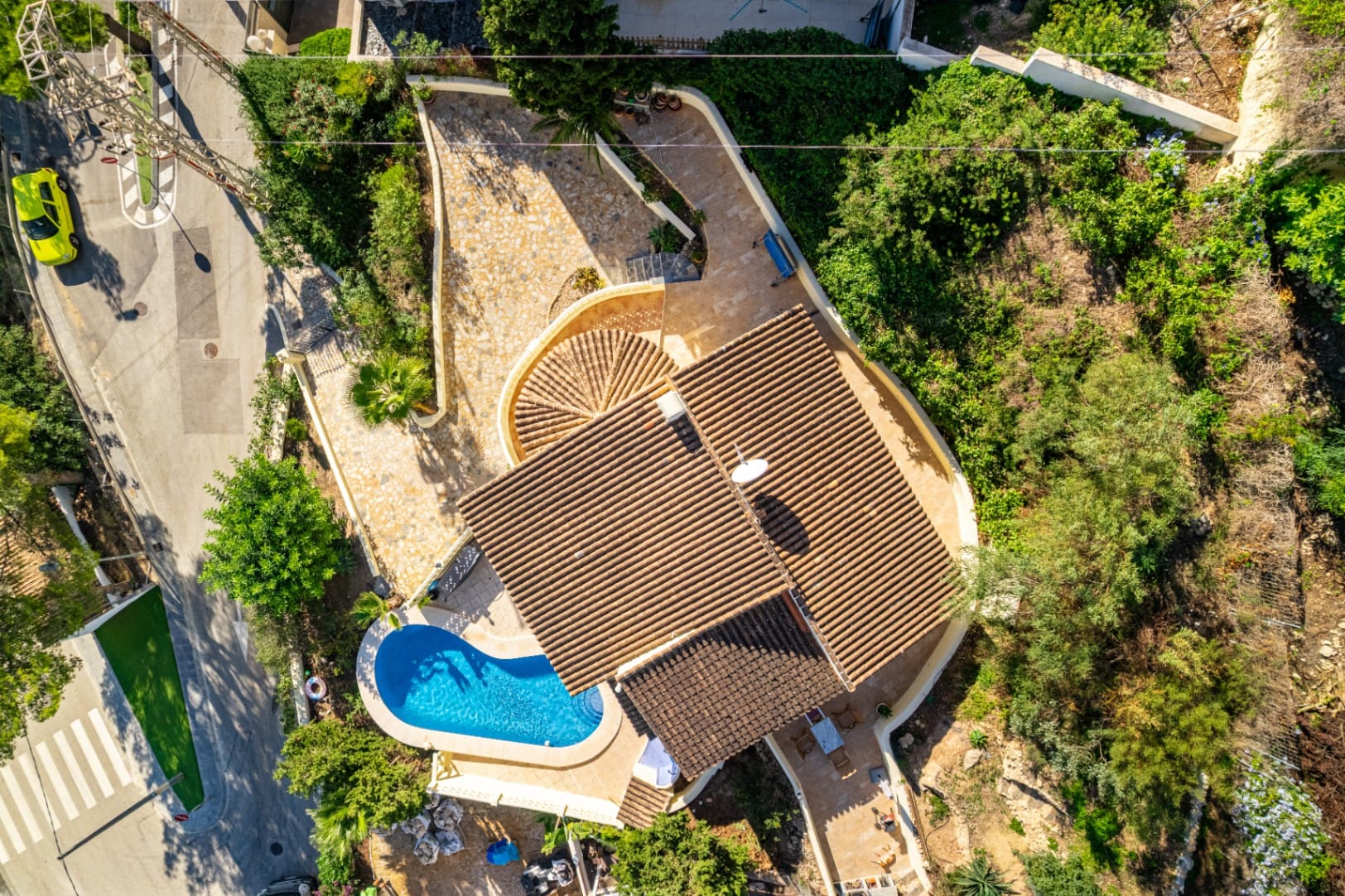 Vila mediteraneană cu vedere la mare și la munte de vânzare în La Nucía