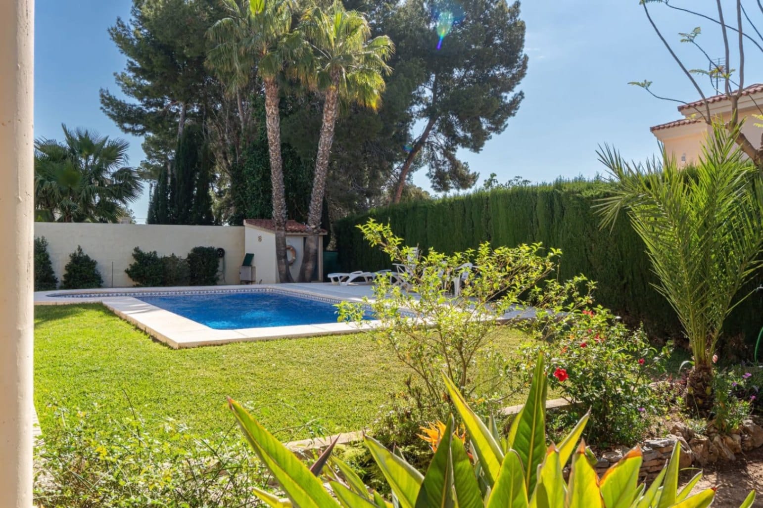 SPACIOUS RENOVATED VILLA IN LA NUCIA WITH POOL AND EXCELLENT OUTDOOR SPACES FOR SALE IN LA NUCIA