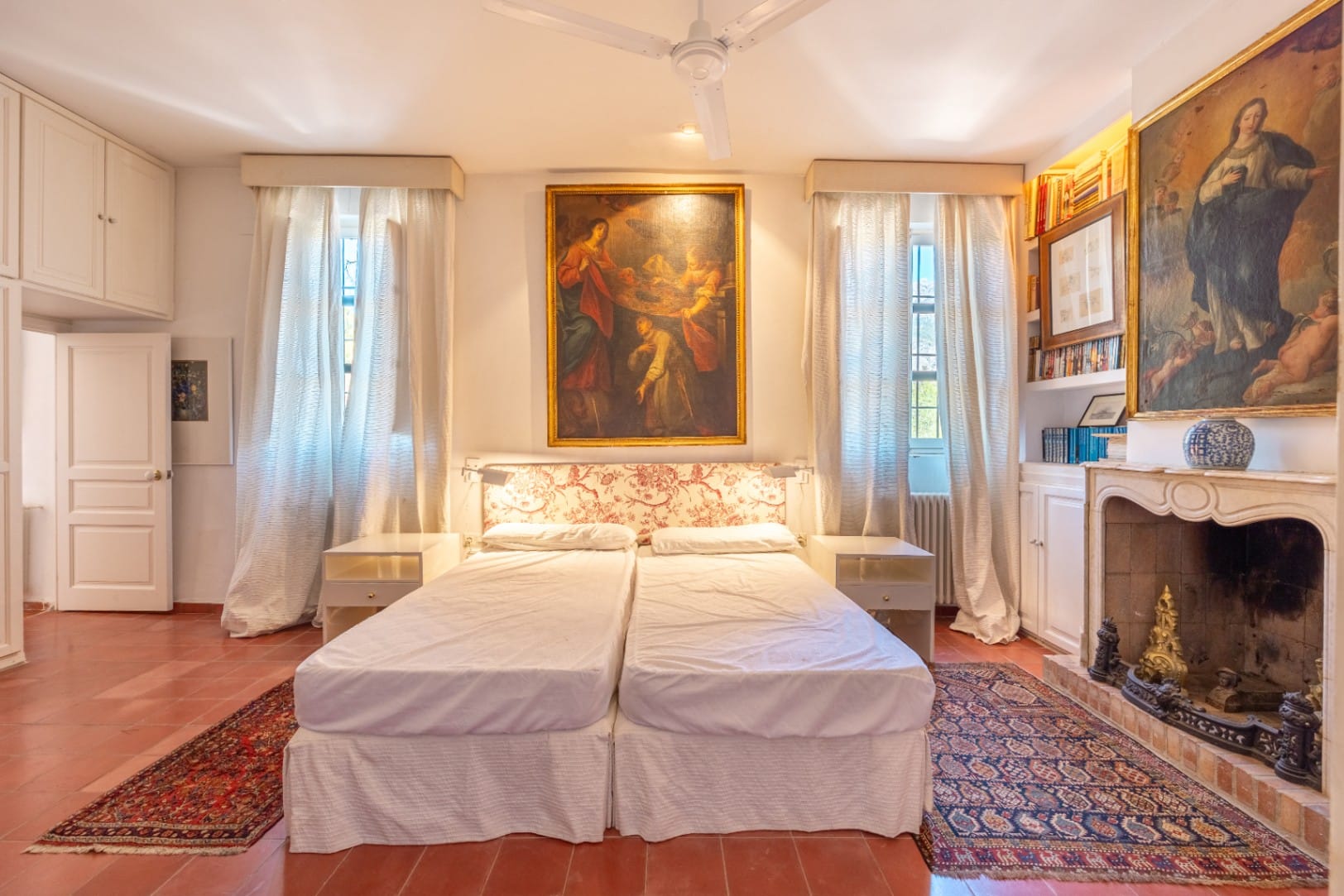 A Traditional Farm with Guest House for Sale in Altea