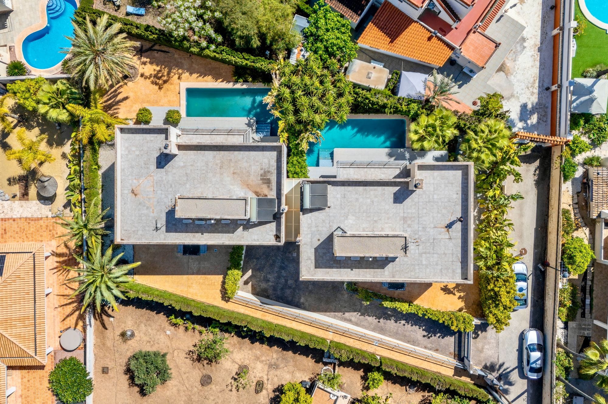 Vila elegantă cu 4 camere de vânzare în Albir - Locație privilegiată cu vedere la munte