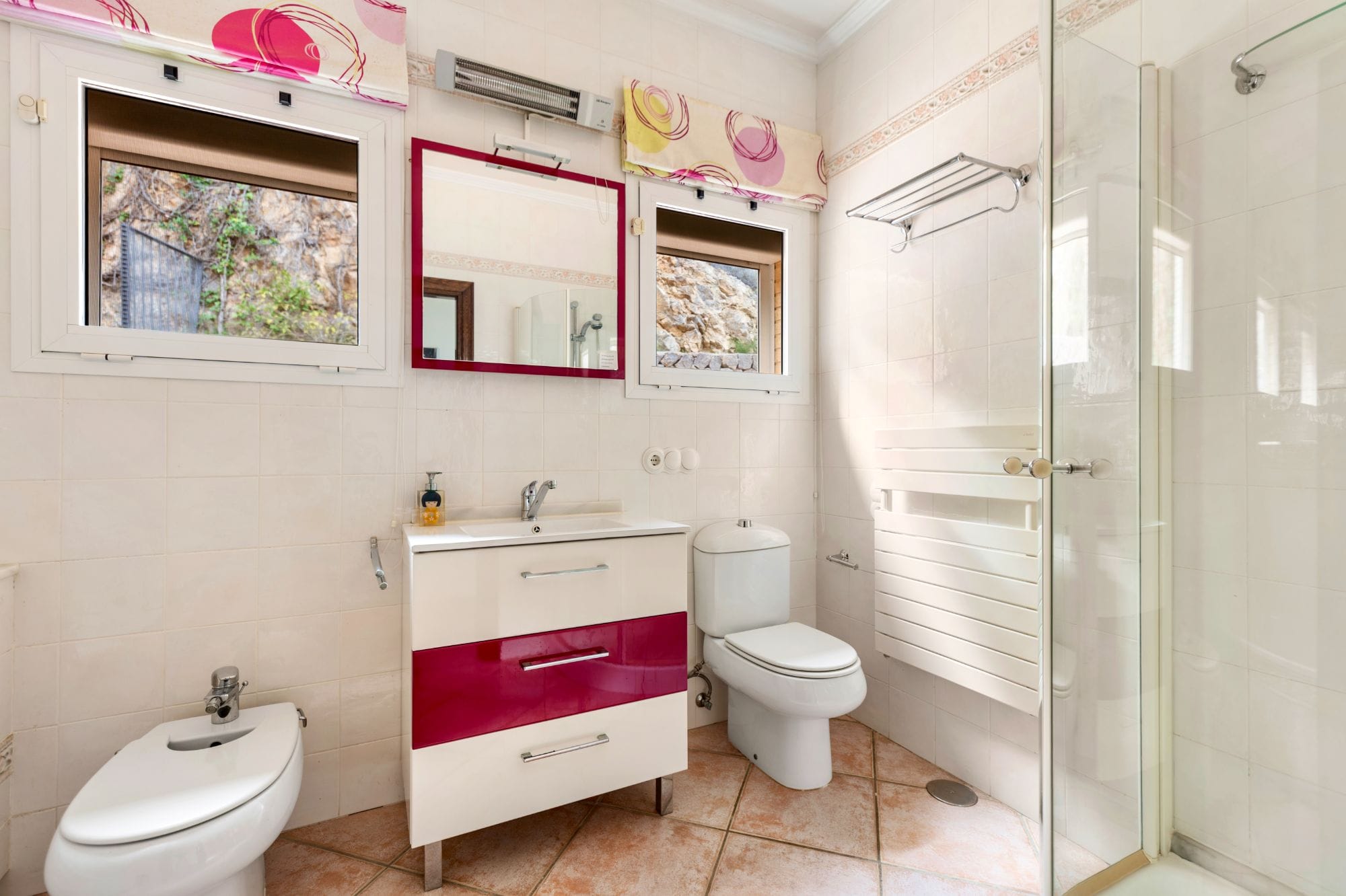 Stunning Villa Retreat Surrounded by Nature with Breathtaking Open Views for Sale in Callosa