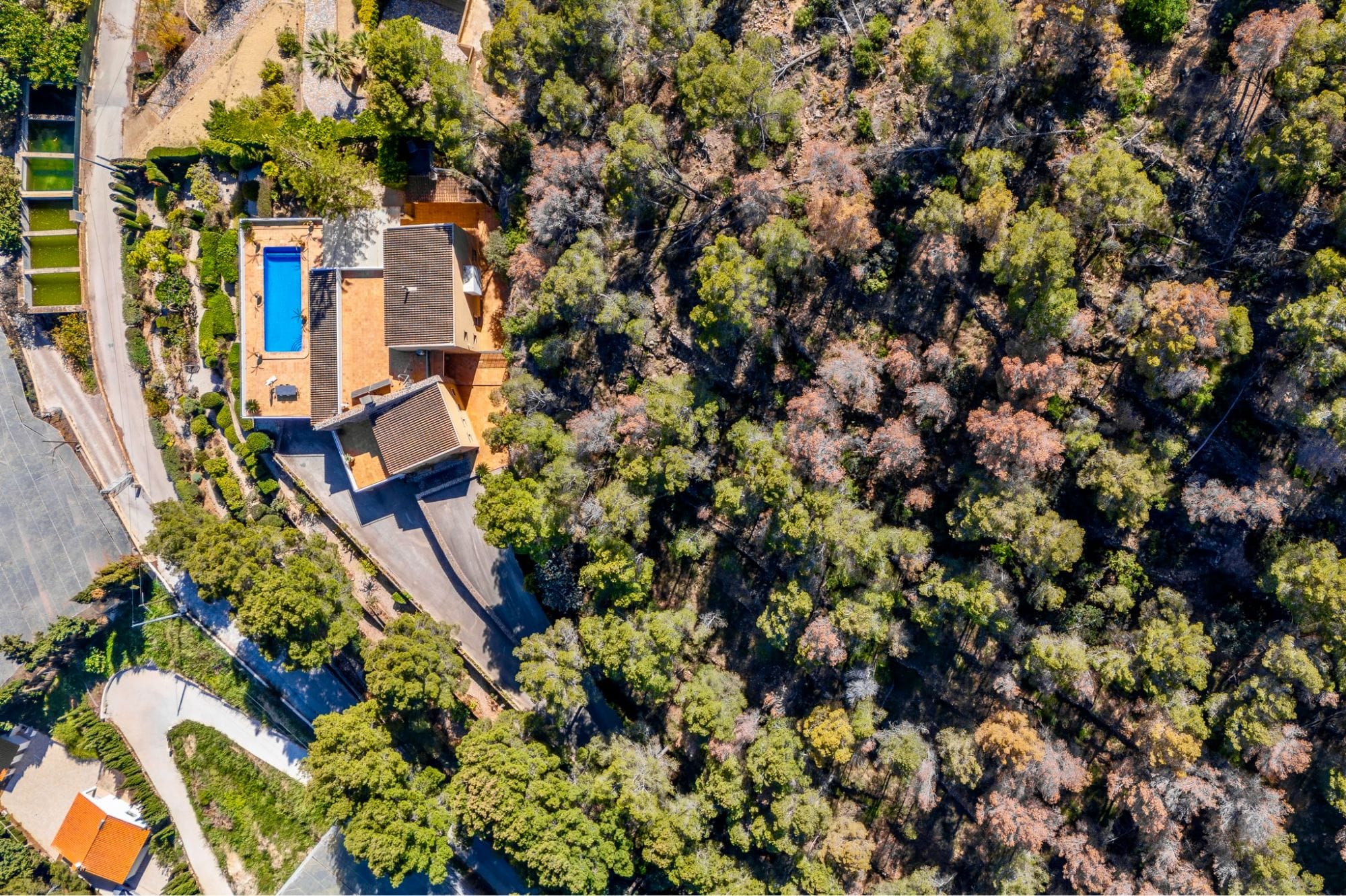 Stunning Villa Retreat Surrounded by Nature with Breathtaking Open Views for Sale in Callosa