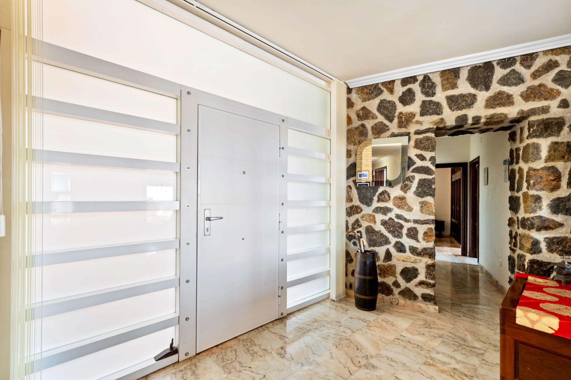 Stunning Villa Retreat Surrounded by Nature with Breathtaking Open Views for Sale in Callosa
