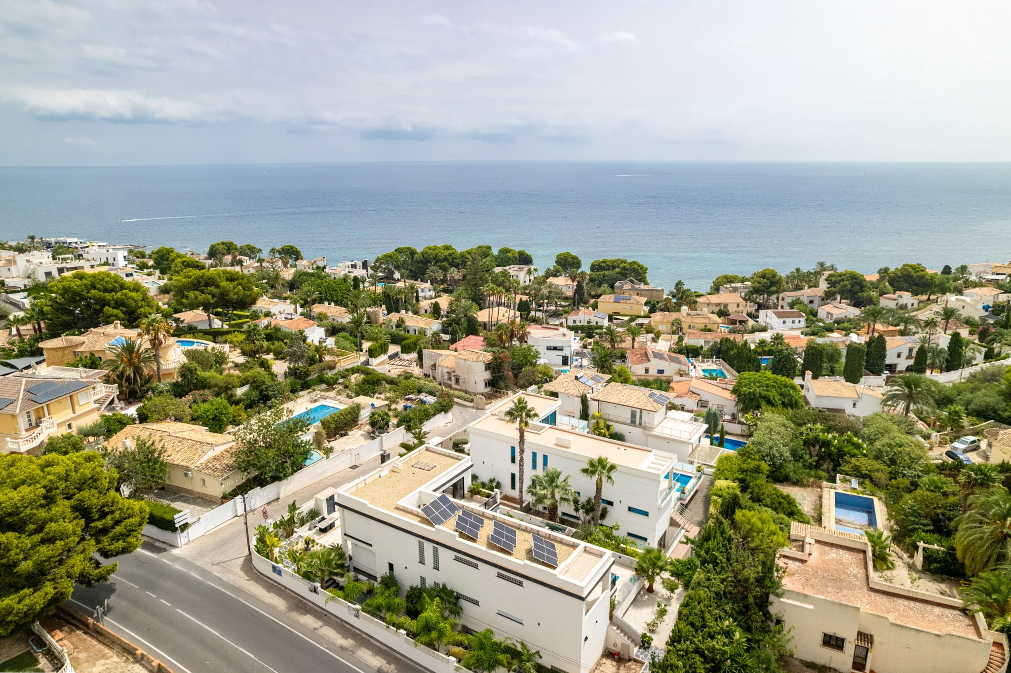 Vila elegantă cu vedere la mare și design excepțional de vânzare în Calpe