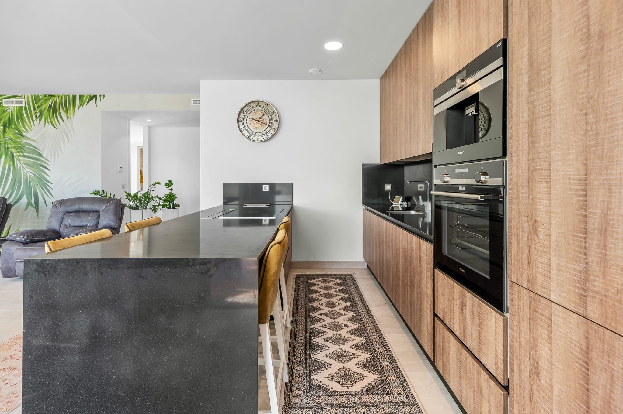 Modern Villa for Sale in Finestrat with Garage and Solarium