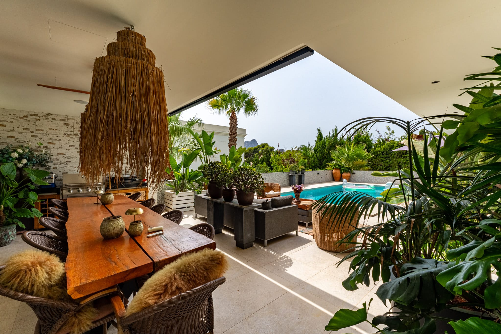 Vila elegantă cu vedere la mare și design excepțional de vânzare în Calpe