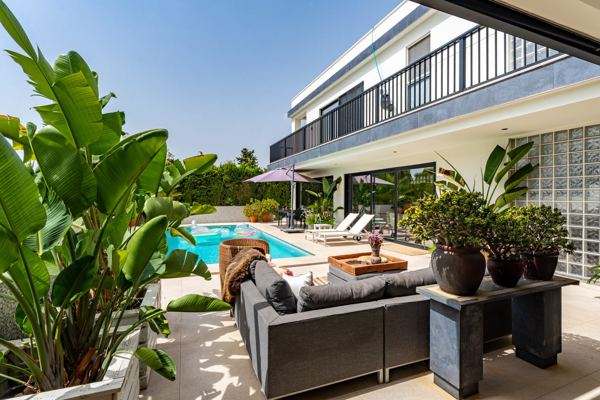 Vila elegantă cu vedere la mare și design excepțional de vânzare în Calpe