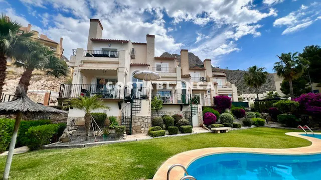 Bungalow for long_term_rental in Altea, Alicante