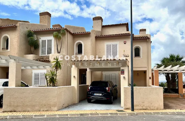 Bungalow for long_term_rental in Altea, Alicante