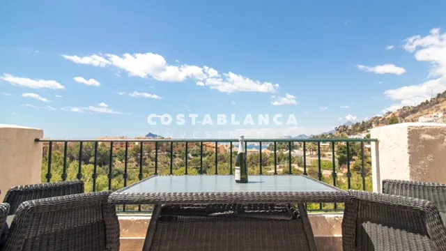 Bungalow for long_term_rental in Altea, Alicante