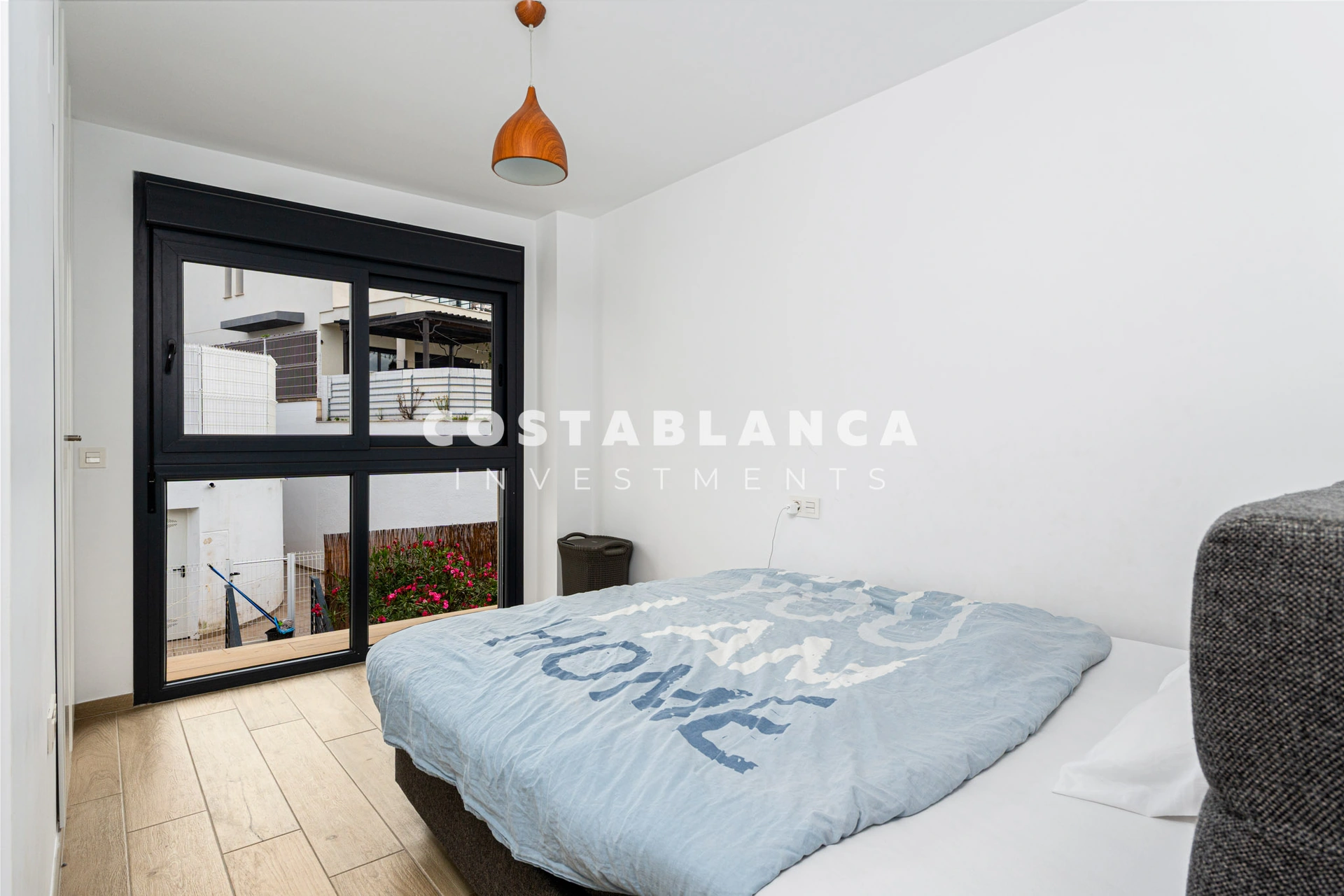 Exclusive - Modern duplex for sale in Albir