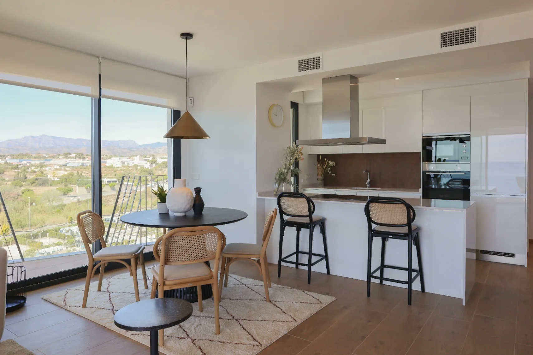 Apartament elegant de vânzare la 300 m de plajă în Villajoyosa