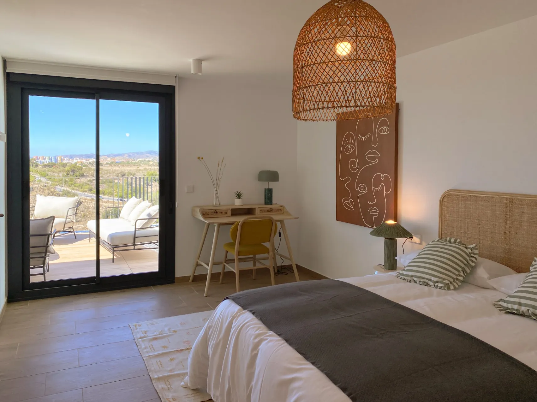 Apartament elegant de vânzare la 300 m de plajă în Villajoyosa