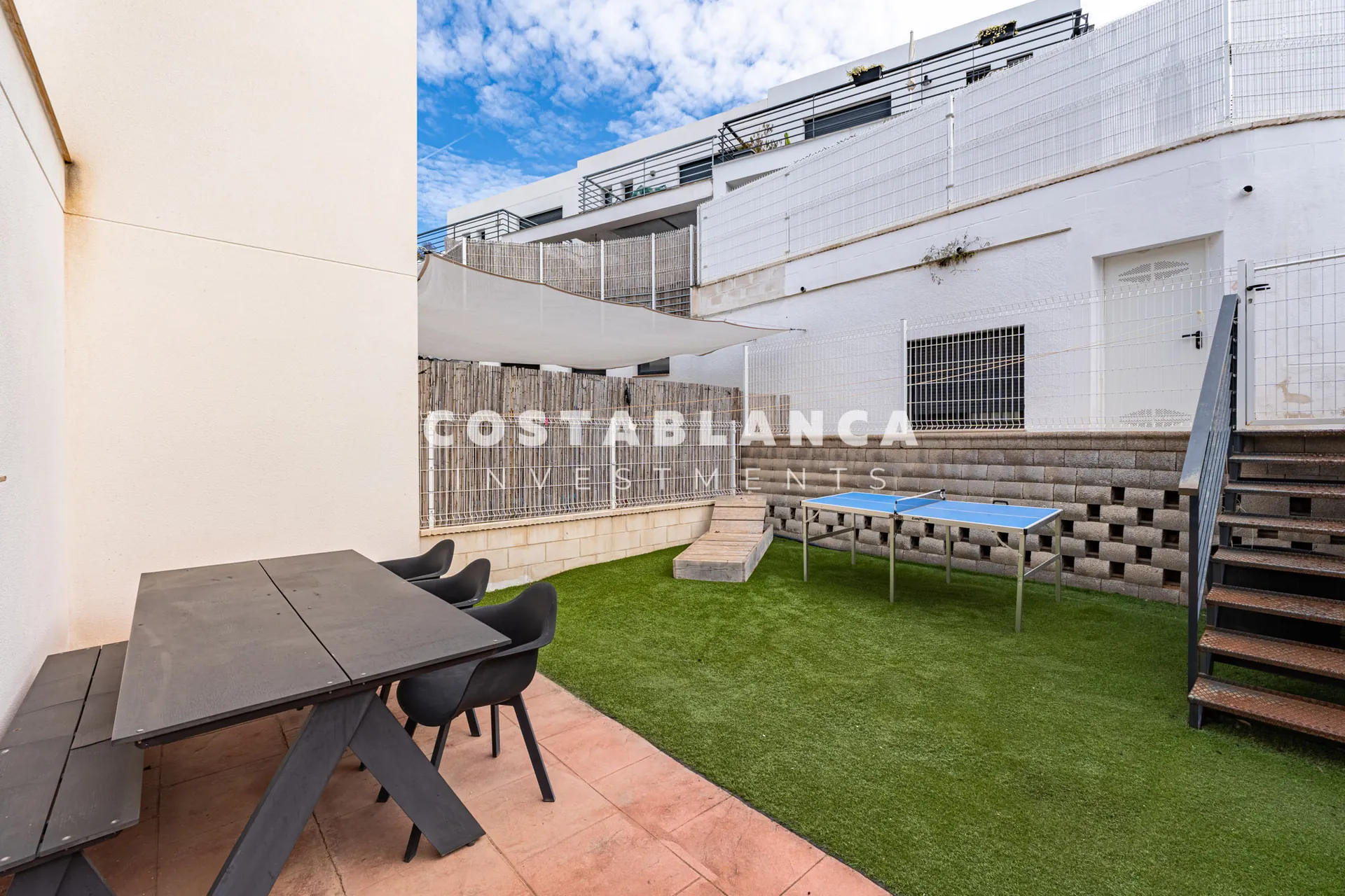 Exclusive - Modern duplex for sale in Albir