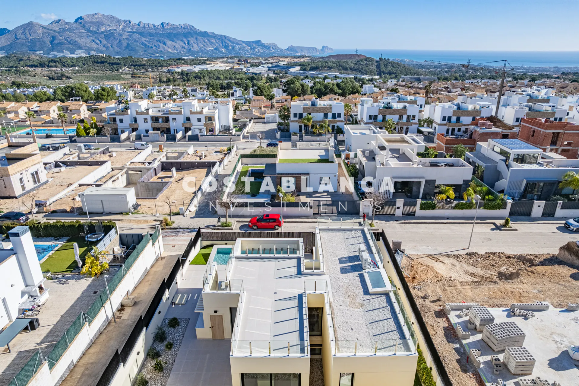 Modern new-built villa for sale in Polop with swimming pool.