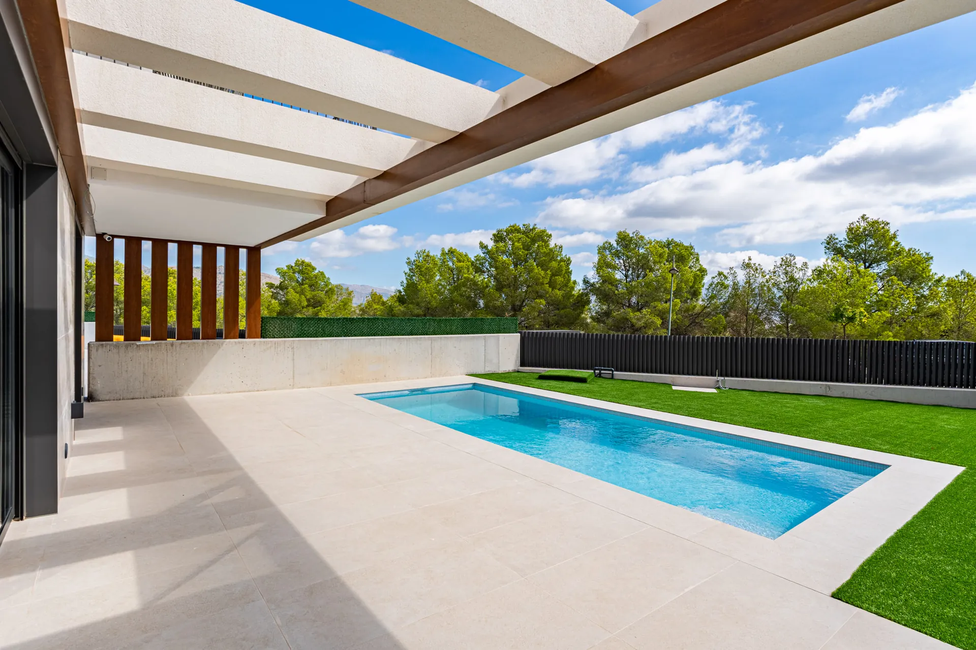 Modern new construction chalet for sale in Polop with pool