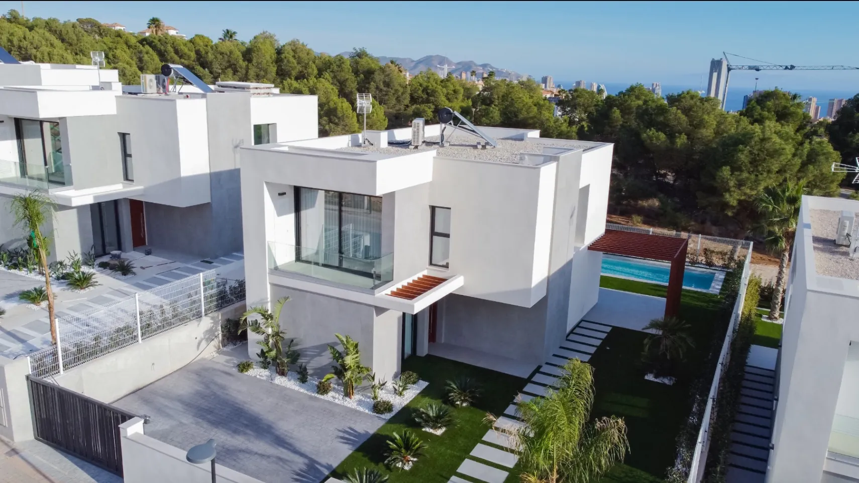 Modern newly built villa for sale in Finestrat