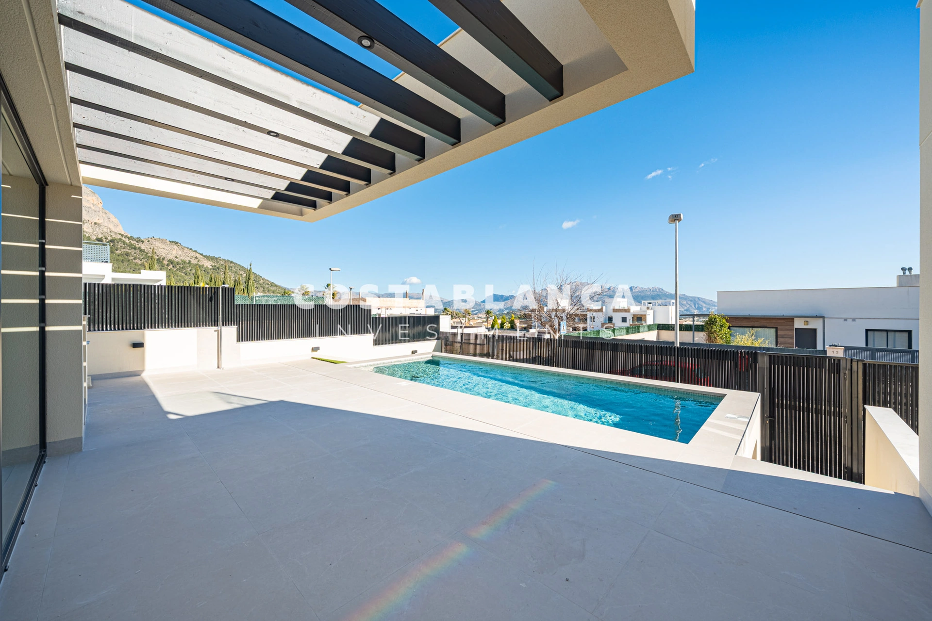Modern new-built villa for sale in Polop with swimming pool.