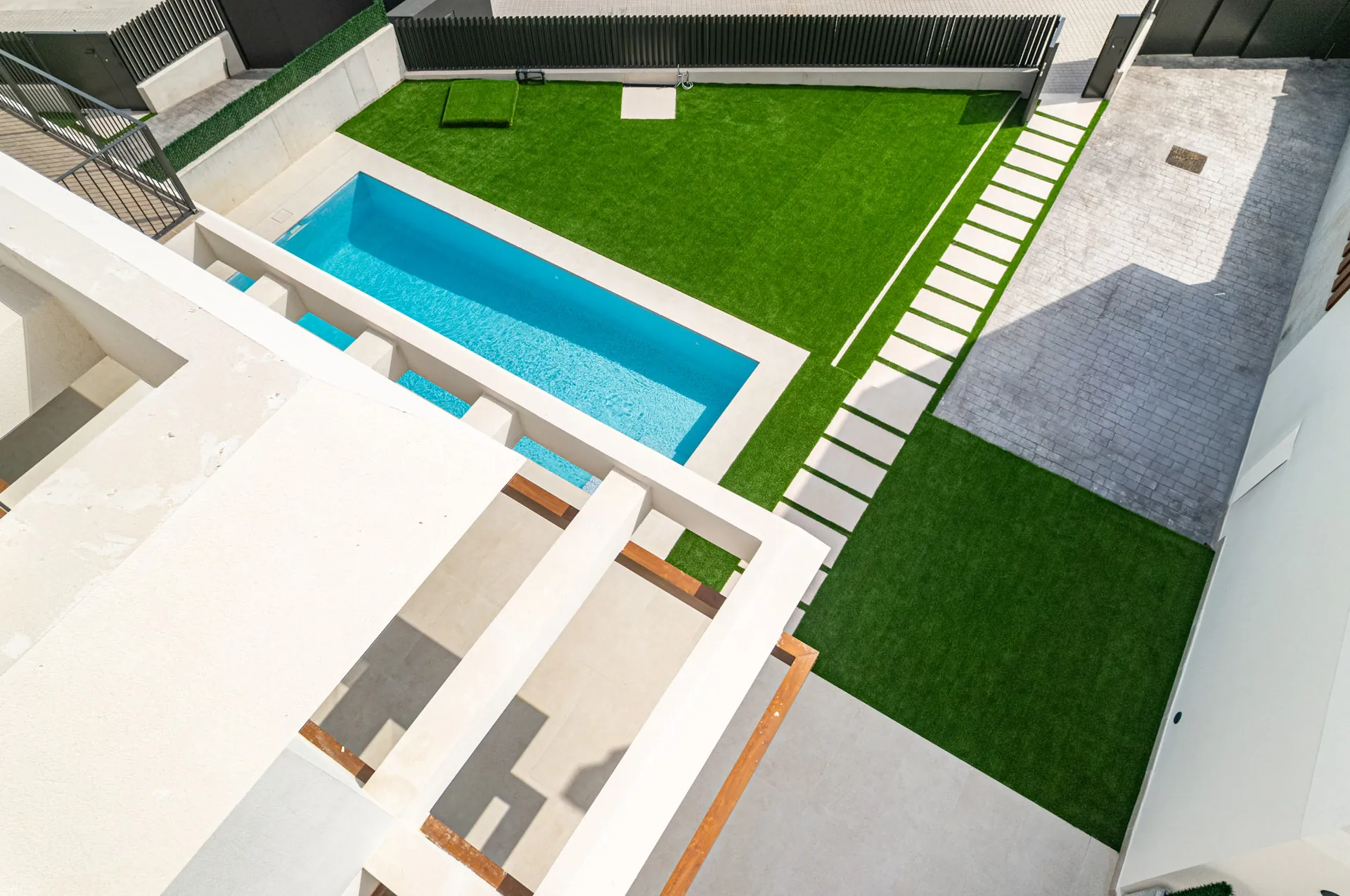Modern new construction chalet for sale in Polop with pool
