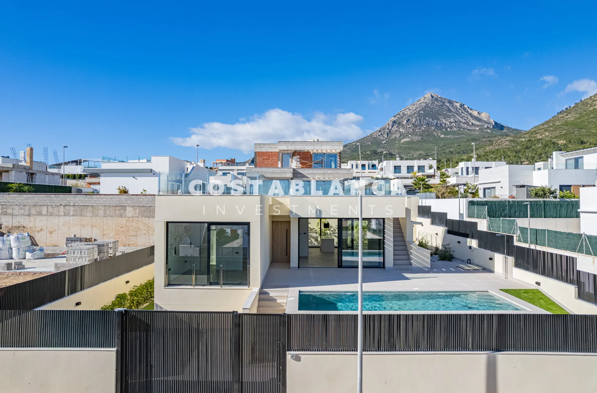Modern new-built villa for sale in Polop with swimming pool.