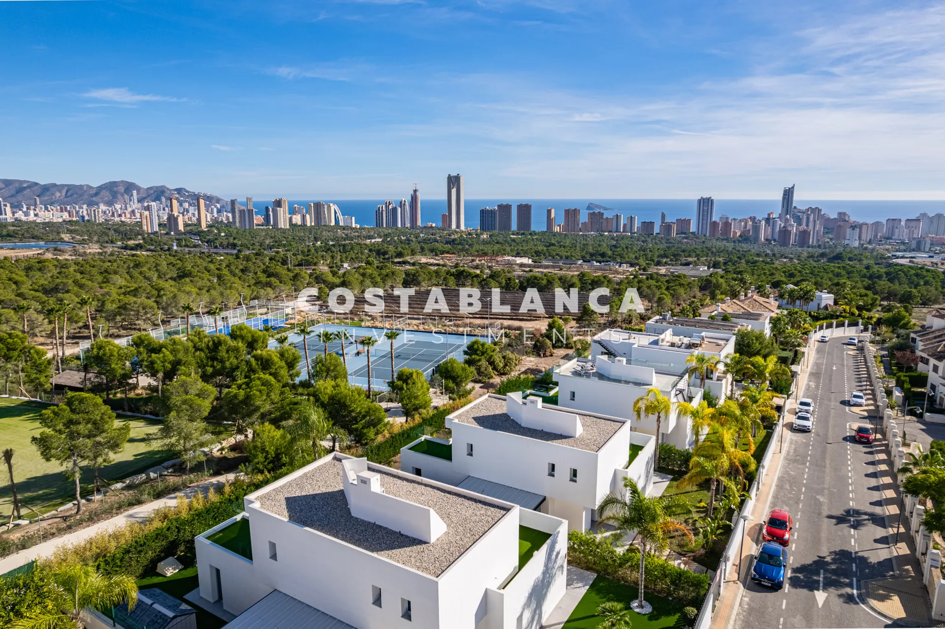 Modern Mediterranean Villa with Private Pool and High-End Finishes for Sale in Finestrat