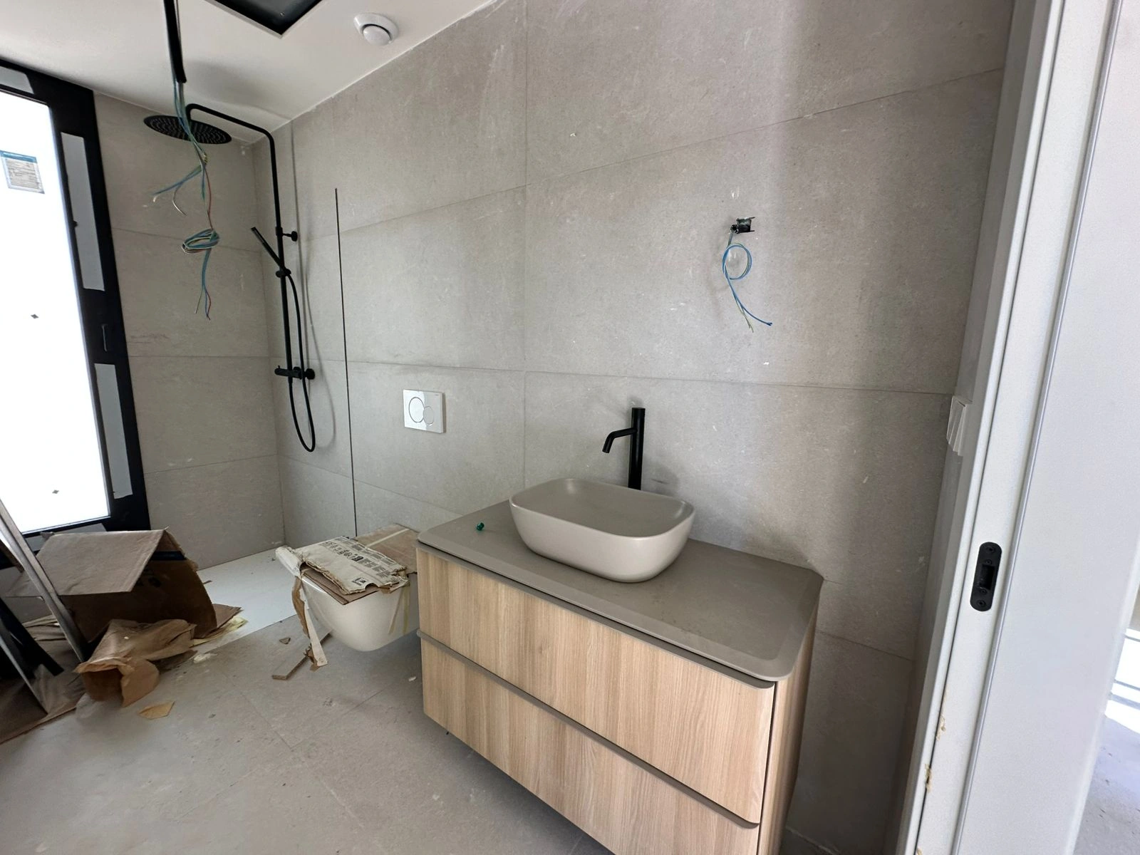 Vila spațioasă cu piscină și finisaje de înaltă calitate de vânzare în Finestrat