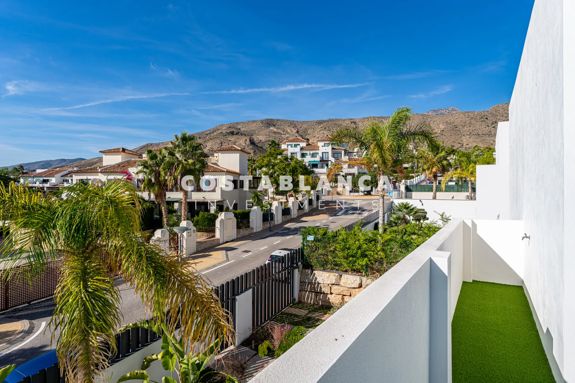Modern Mediterranean Villa with Private Pool and High-End Finishes for Sale in Finestrat