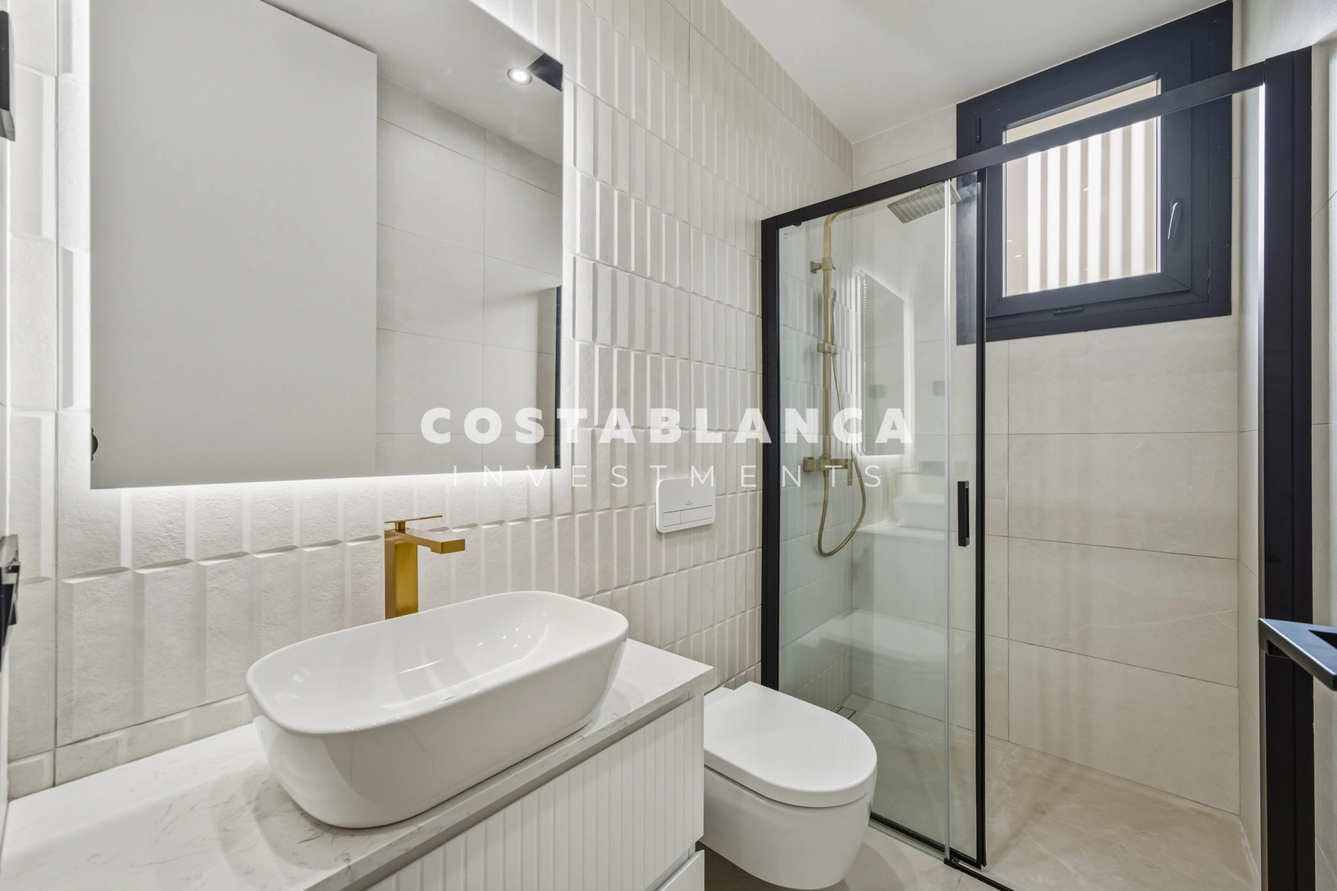 Modern new-built villa for sale in Polop with swimming pool.