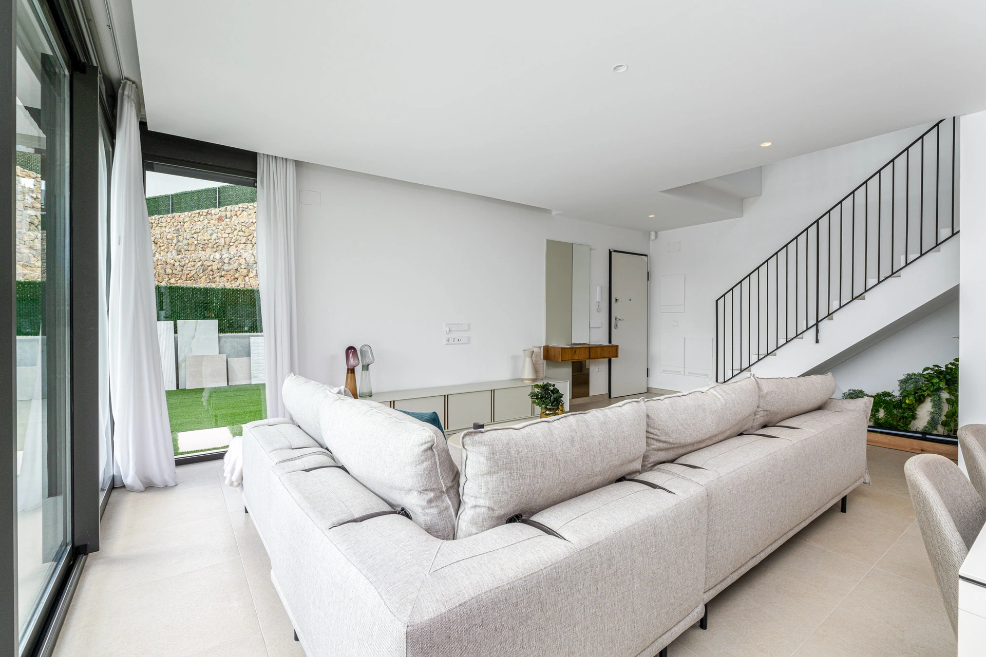 Modern new construction chalet for sale in Polop with pool