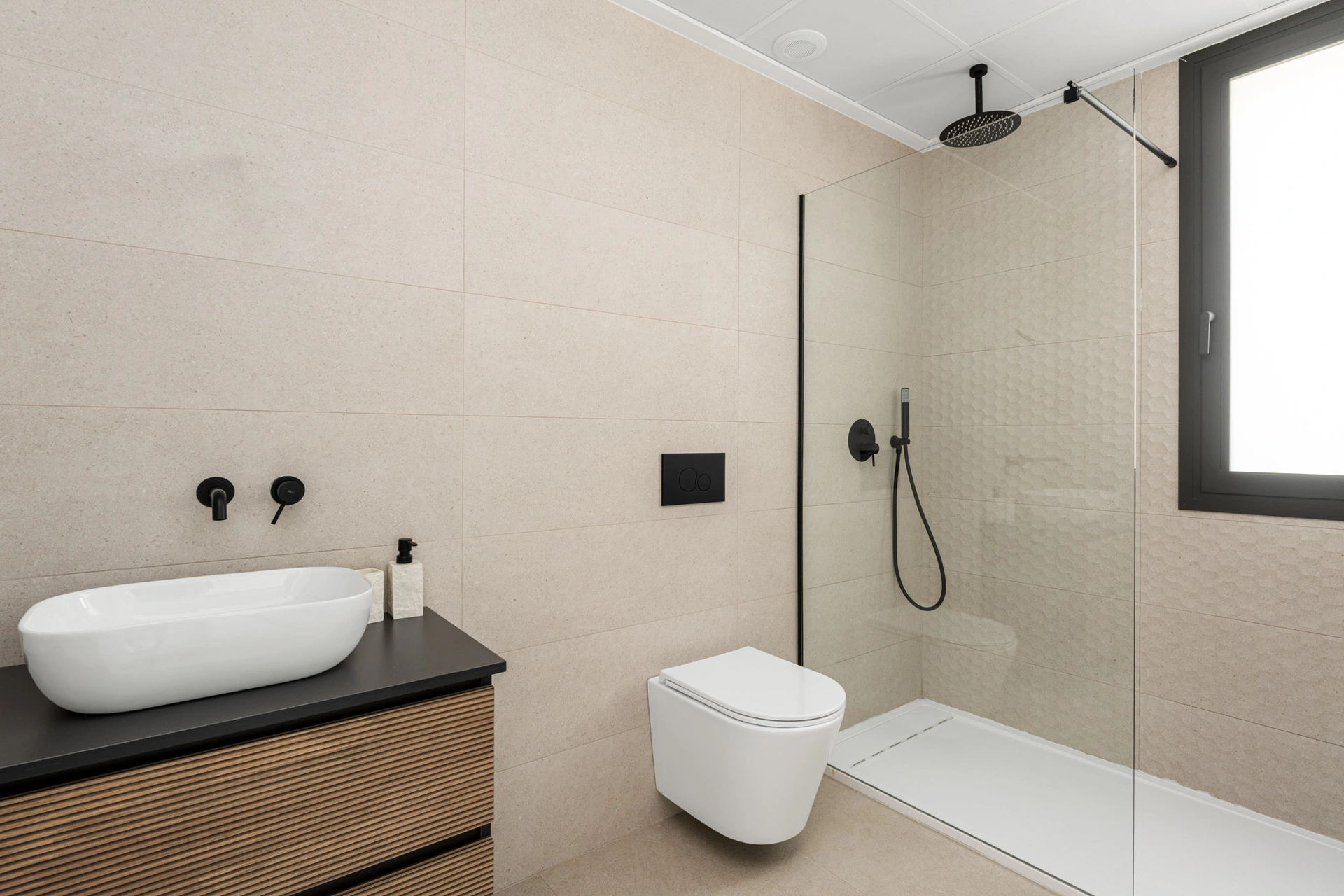 Modern new construction chalet for sale in Polop with pool
