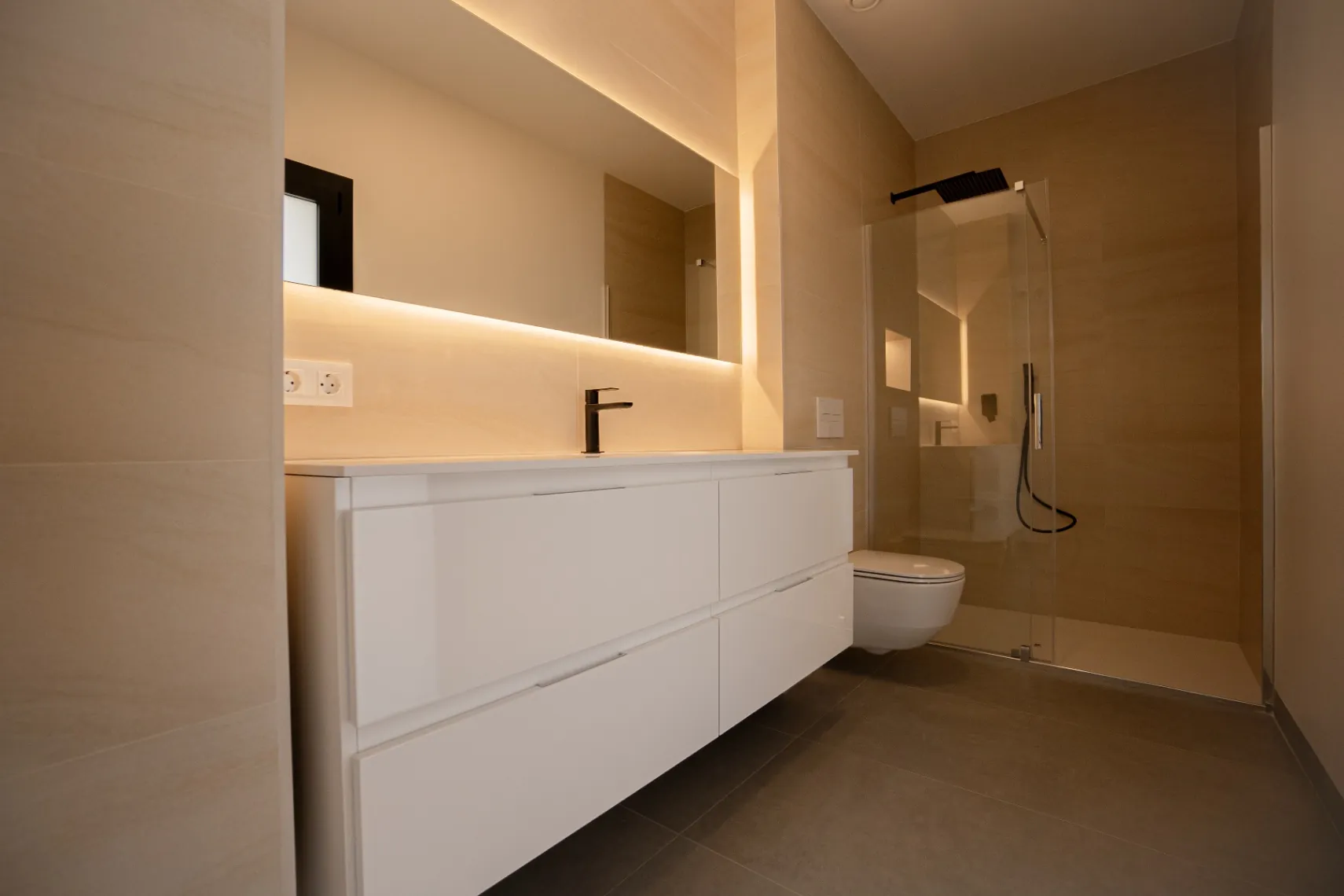 Modern newly built villa for sale in Finestrat