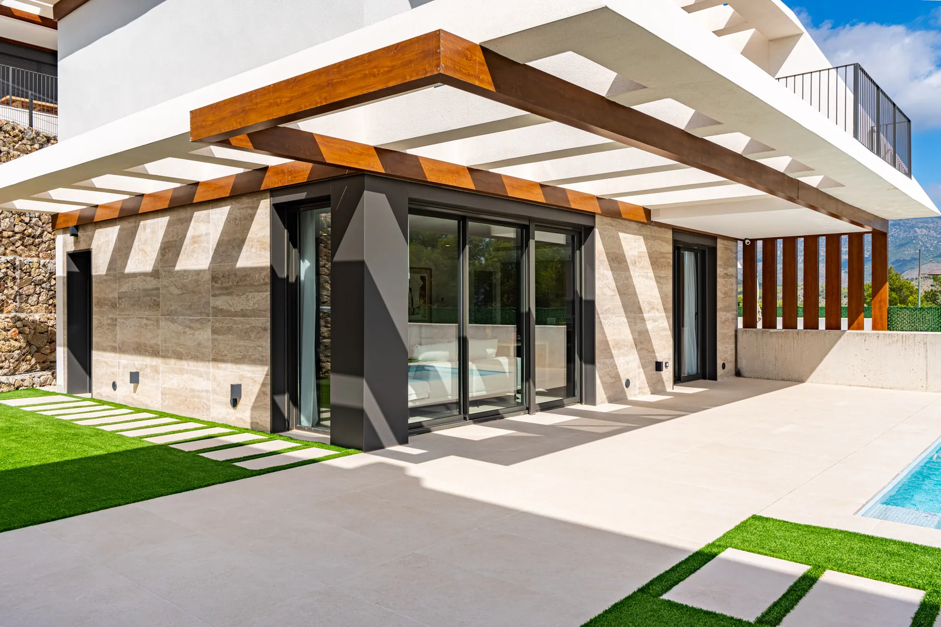 Modern new construction chalet for sale in Polop with pool