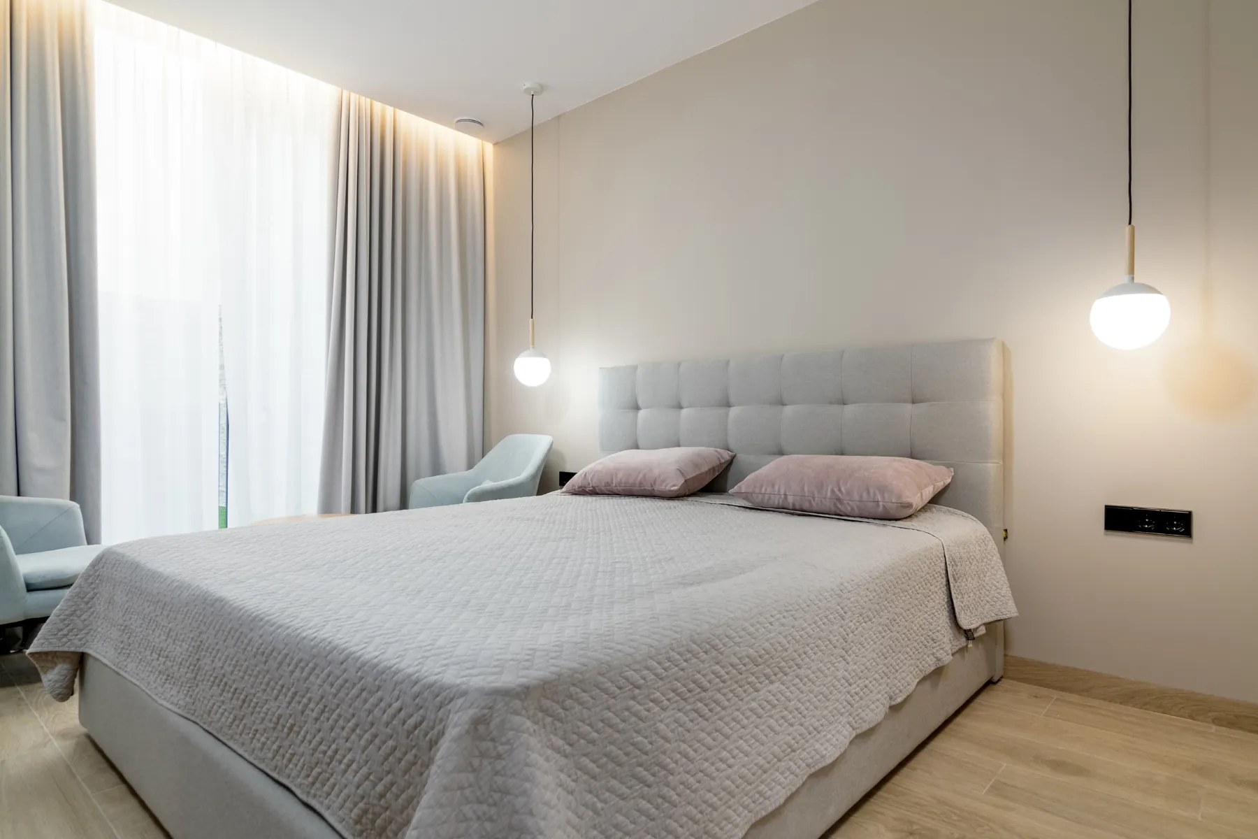 Vila modernă nou construită de vânzare în Albir, dotată cu tehnologie de înaltă performanță.