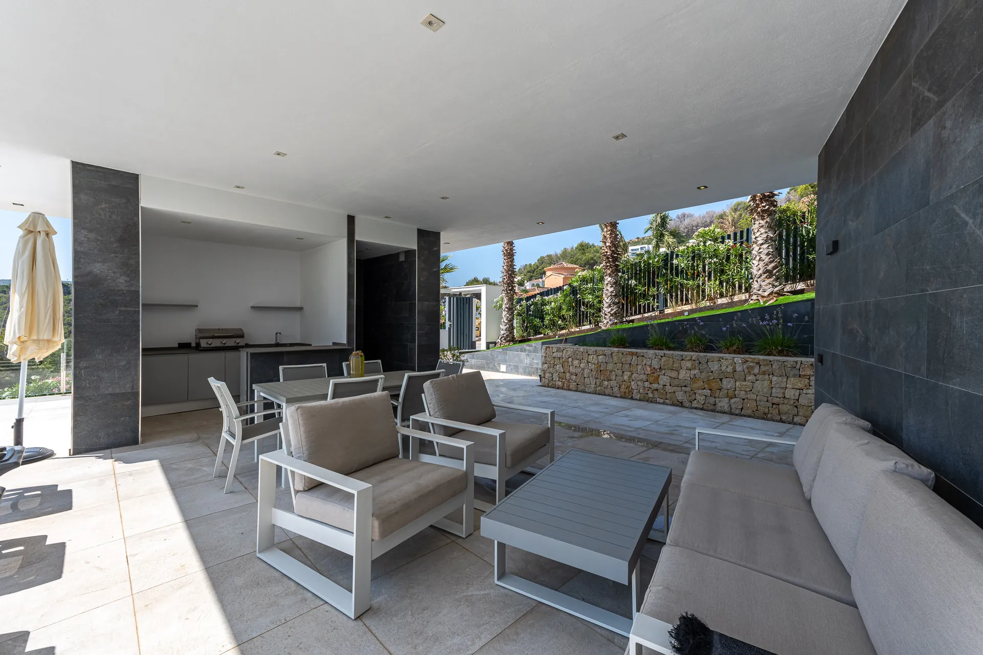 Vila de lux newly construită de vânzare în Jávea
