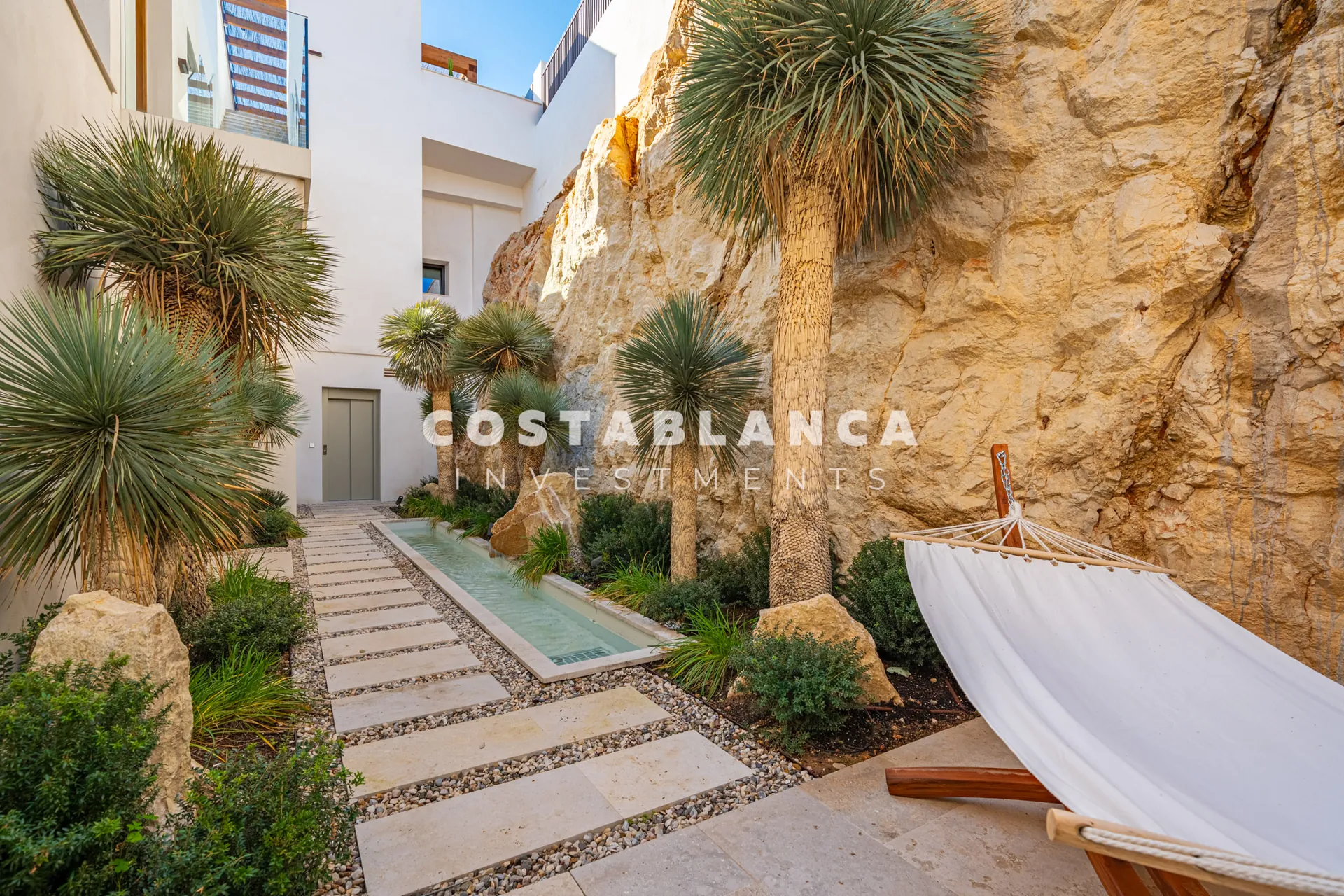 CA MALVA - New modern and eco-friendly luxury villa with panoramic views in fabulous Javea, Spain.