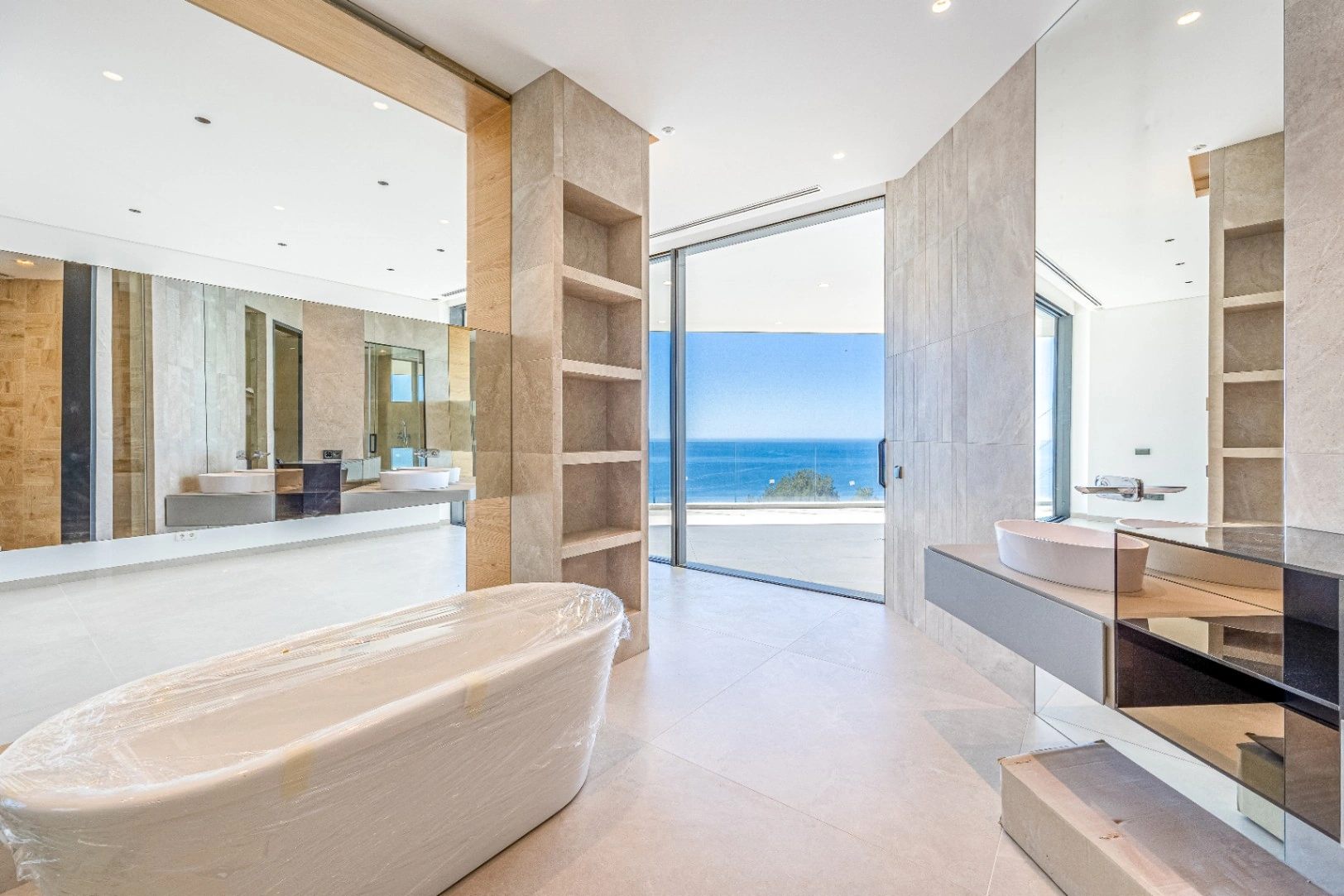 Impressive modern luxury villa for sale in Altea Hills.