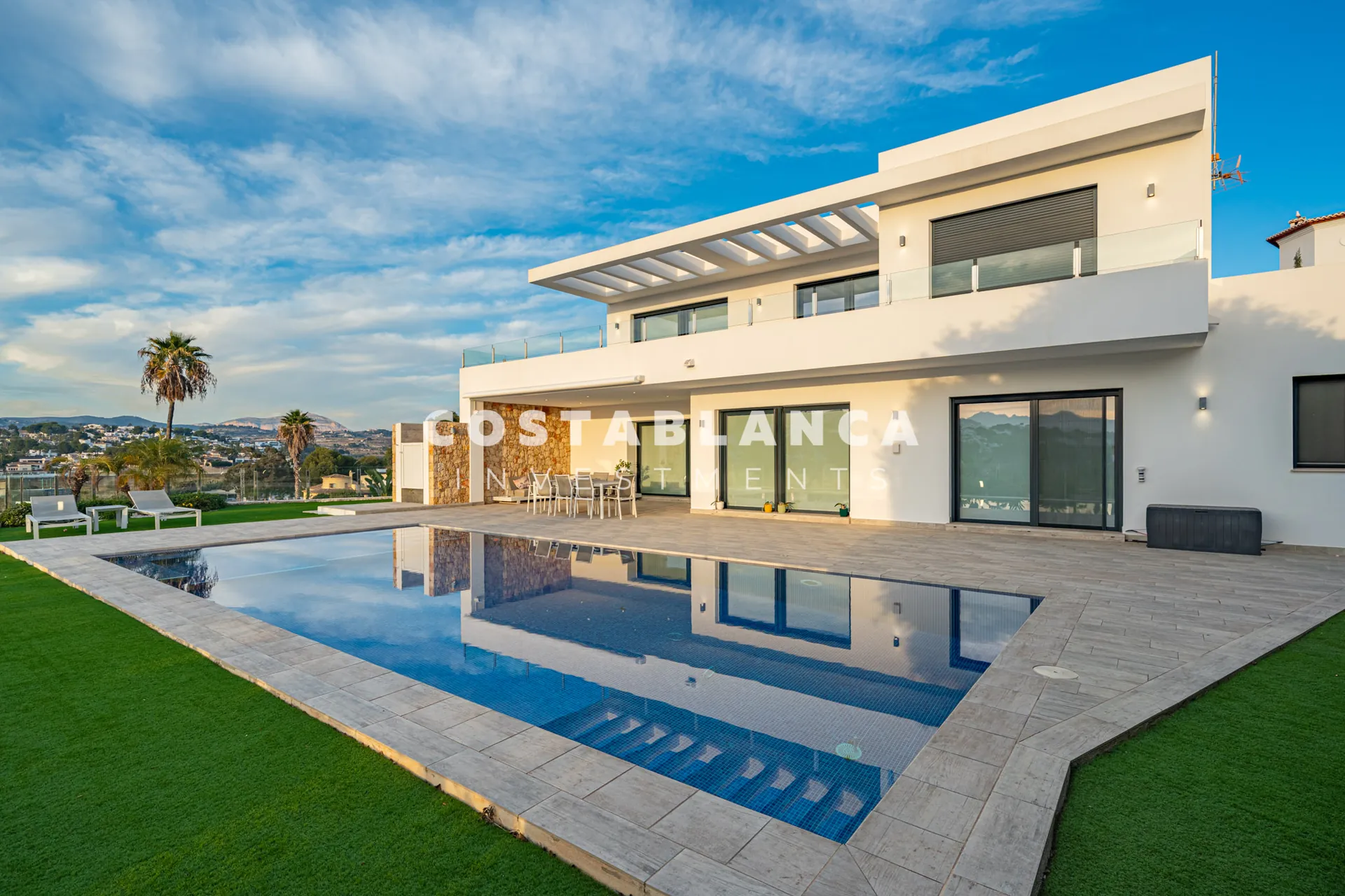 Villa Creta – Lux modern într-o locație premium aproape de Moraira