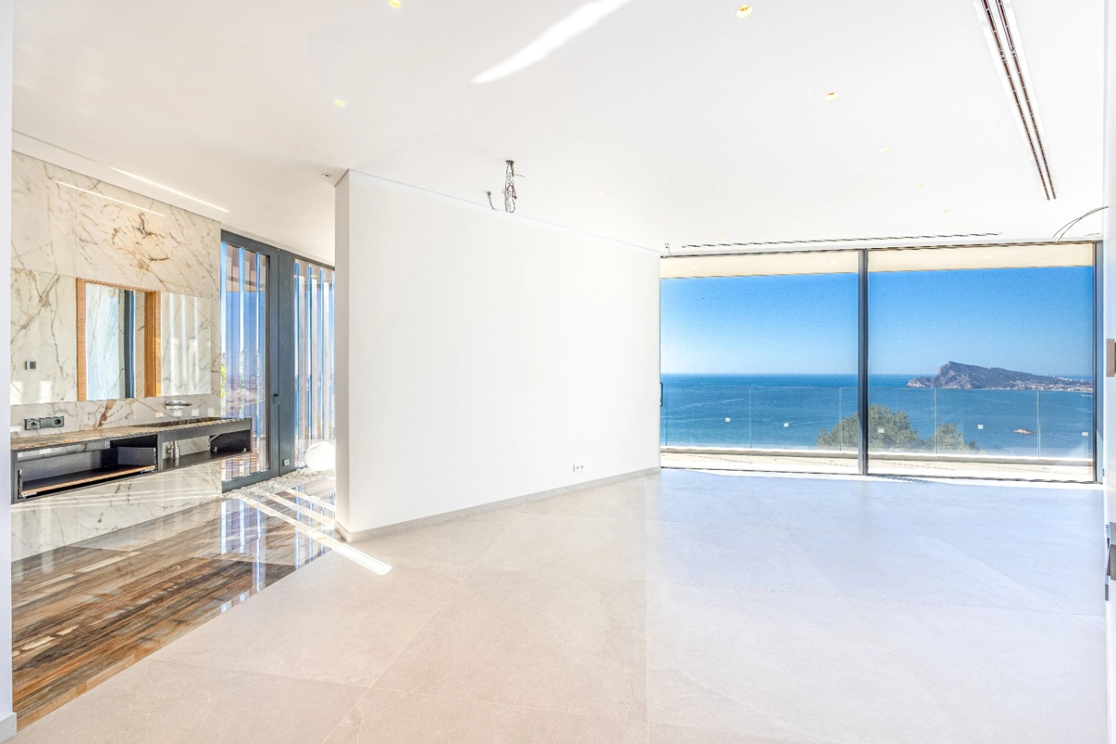 Impressive modern luxury villa for sale in Altea Hills.