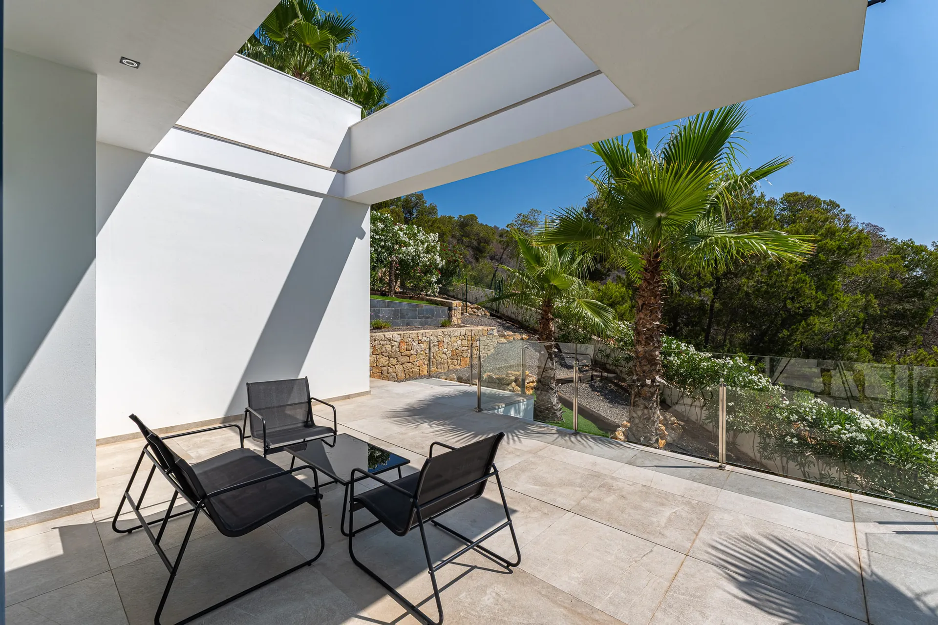 Vila de lux newly construită de vânzare în Jávea