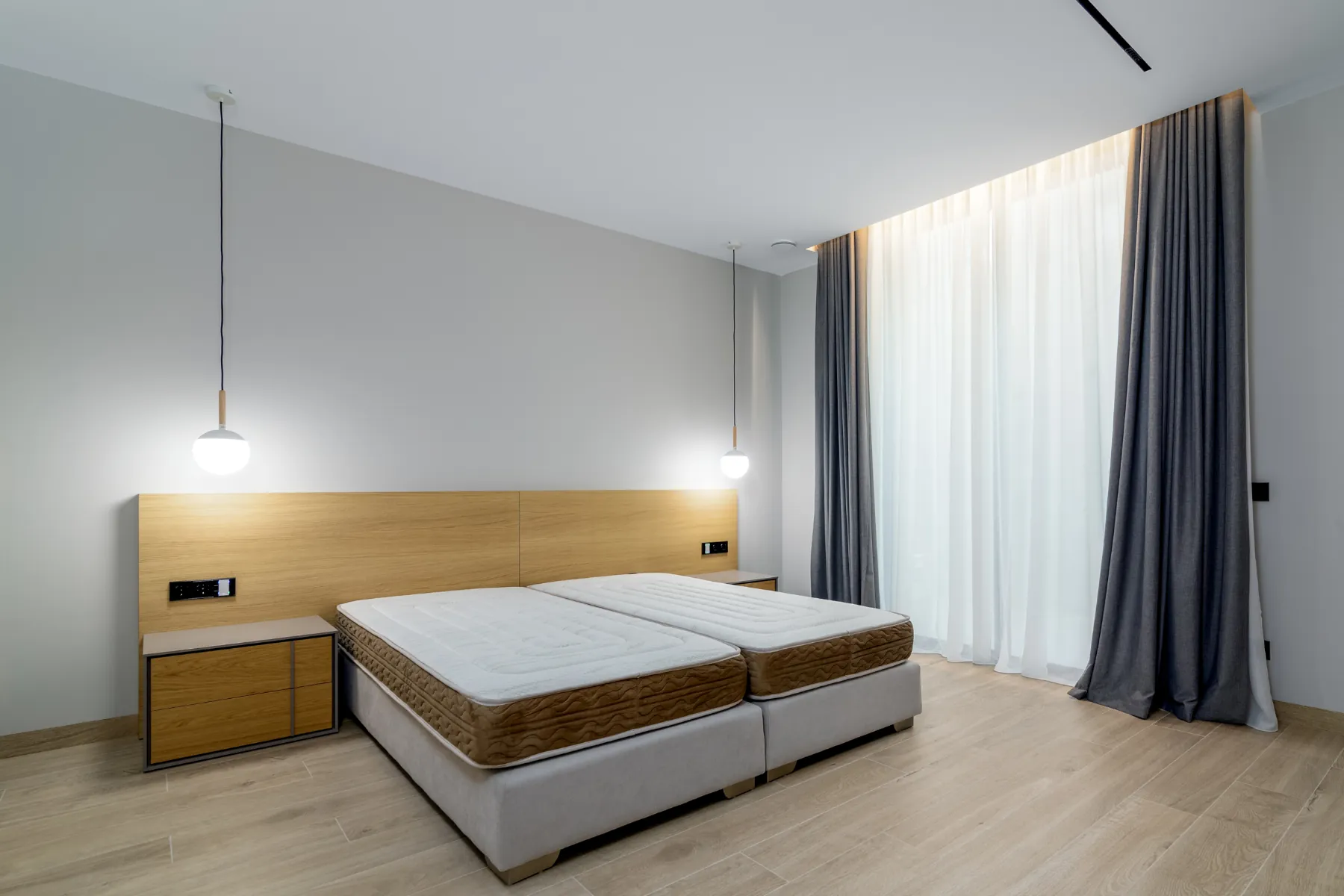 Vila modernă nou construită de vânzare în Albir, dotată cu tehnologie de înaltă performanță.