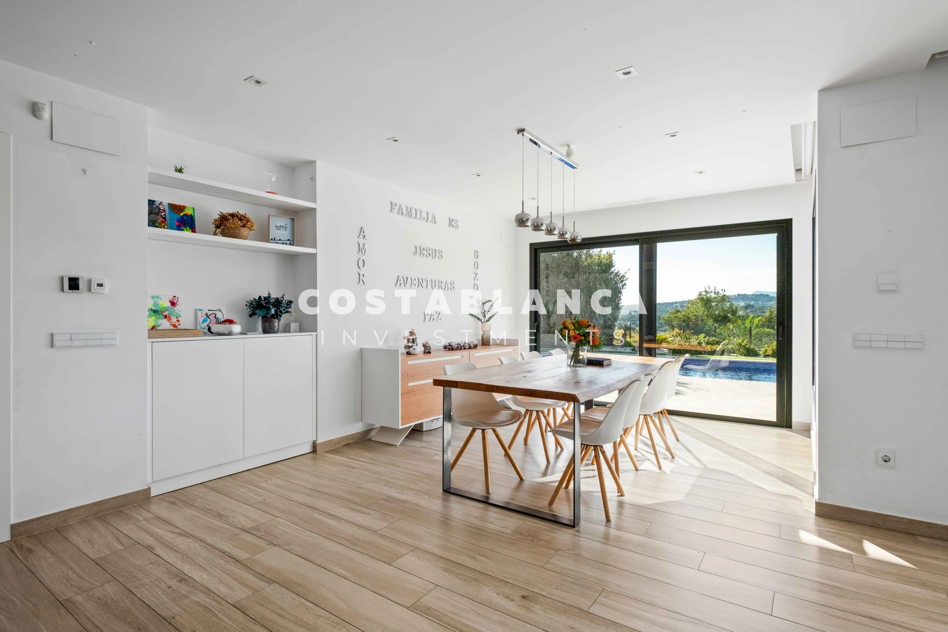Villa Creta – Lux modern într-o locație premium aproape de Moraira