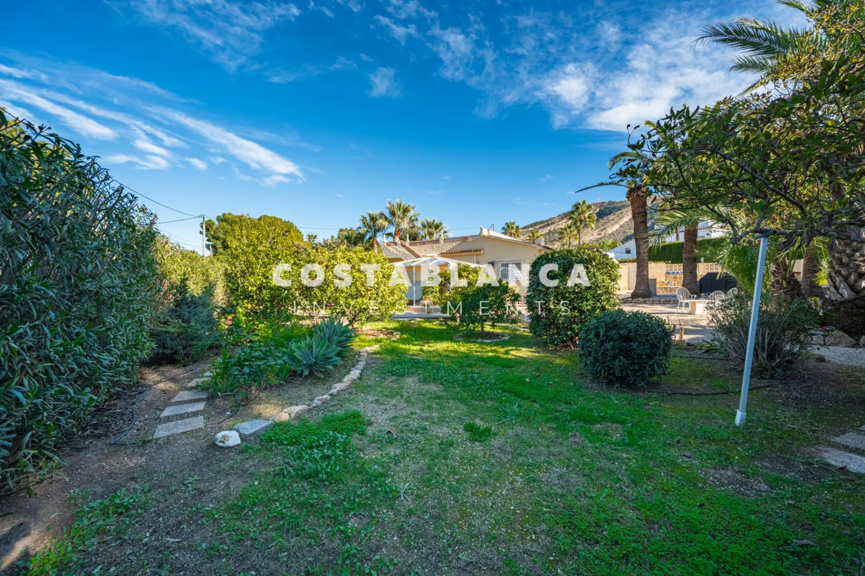 Single Floor Villa with Pool and Solar Panels in Quiet Area of L’Albir
