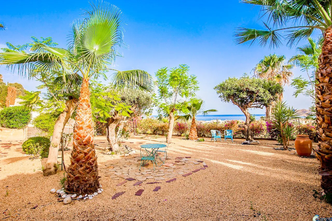 Mediterranean Villa with Garage for Sale in Altea