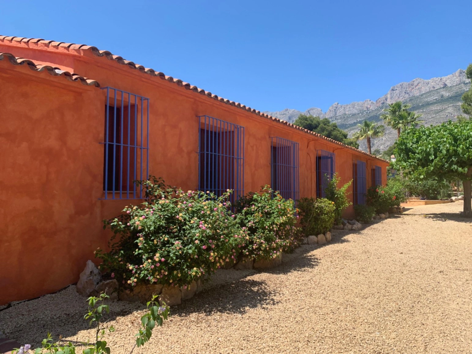 Rustic Style Villa for Sale in Altea La Vella