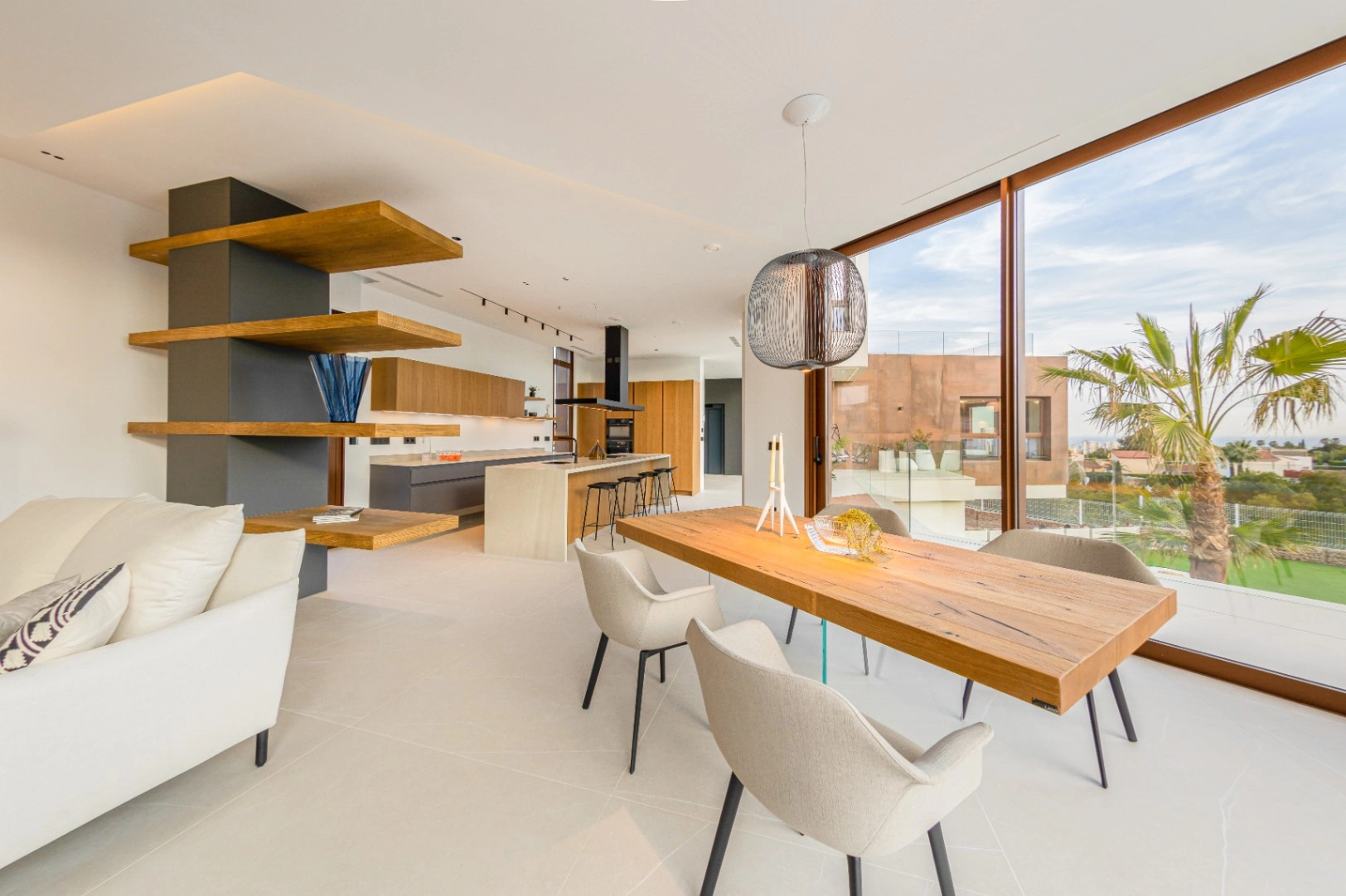 Villa for sale in Benidorm, Alicante