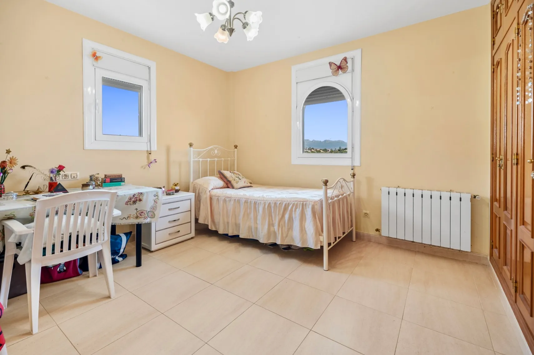 Villa for sale in Benidorm with sea Views and large Plot